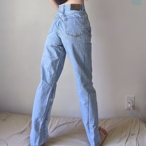 Vintage 🤍Calvin Klein🤍 High Waisted Mom Jeans